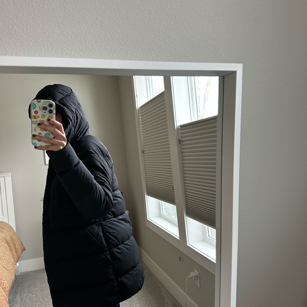 Mountain Hardwear Black Puffer Jacket